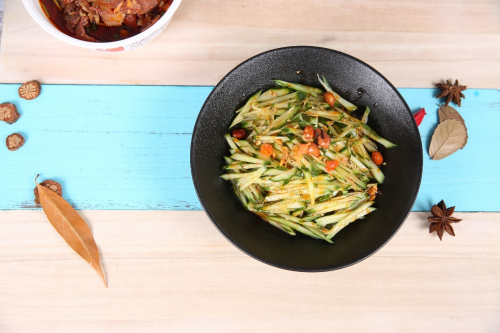 你知道紫燕夫妻肺片有多少种吃法吗？