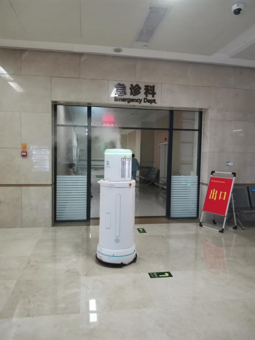 智赛拉·智能消毒机器人支援河南省多家医院，以科技抗疫，共建美好生活