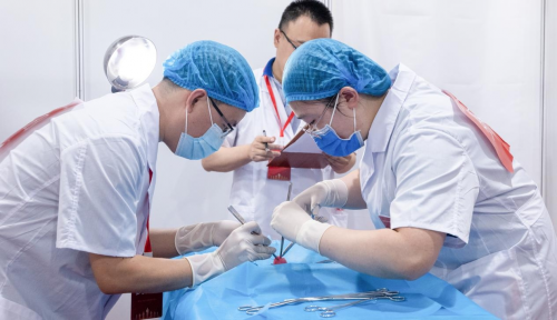 黑龙江省举办首届住院医师规范化培训师生携手综合大赛