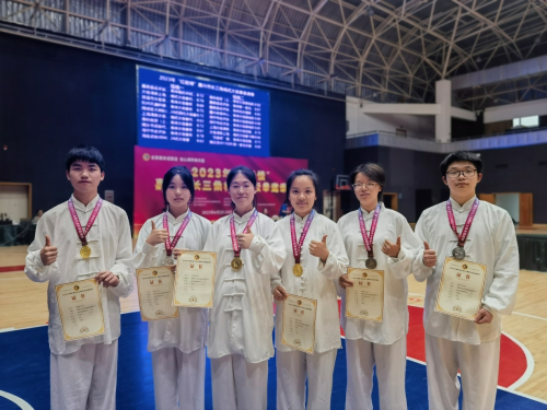 “太极清泉”代表队在长三角杨式太极拳邀请赛中获得佳绩