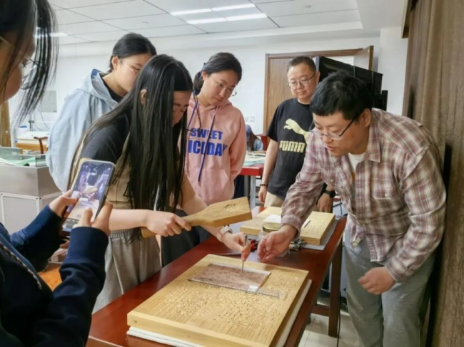 守护纸寿千年，探寻“消失的职业”
