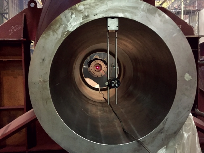 航运故障预警新方案：Easy-Laser易乐 XT770 +孔对中功能全周期监测轴对中问题，守护航行安全