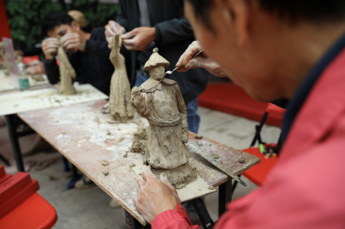 天姬送子等泥塑雕像欣赏,现场体验泥塑制作