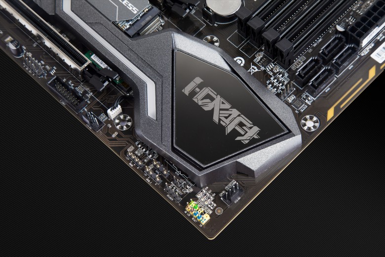 千元级颜值担当 铭瑄iCraft B460M真能打