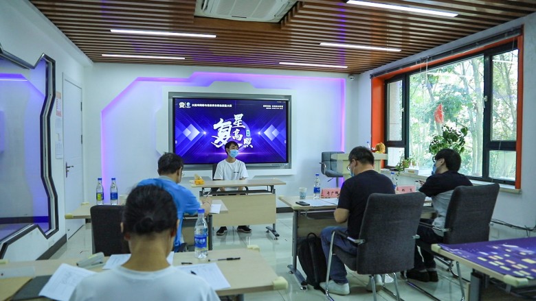 1599216954939294.jpg 面试男选手线下1111111111111111111.jpg