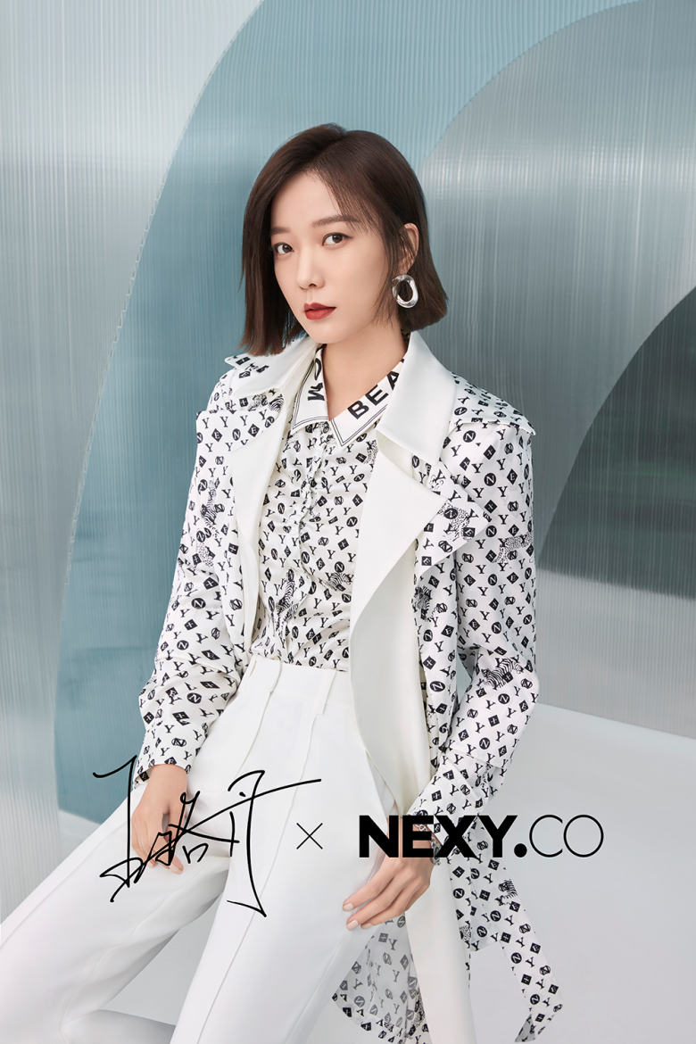 NEXY.CO&王珞丹2021春夏大片曝光:最美的自己,因智慧而美丽