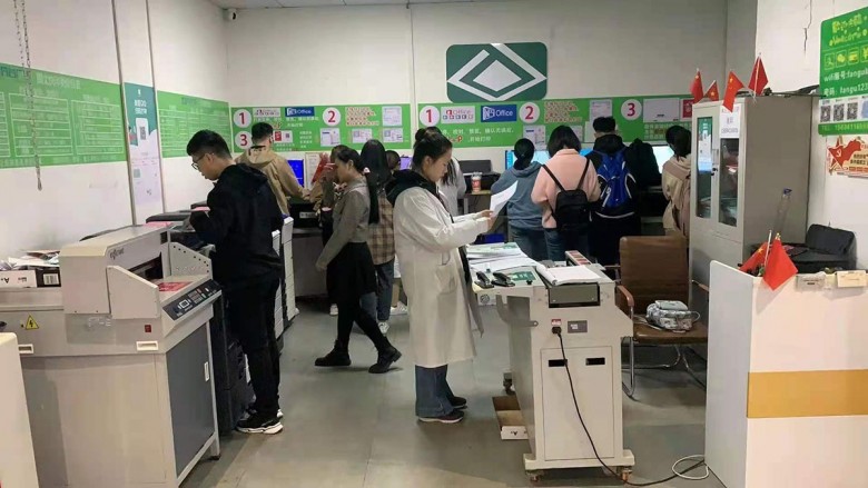 高校打印市场趋势以自助打印为重，一份适合传统打印店升级的解决方案2.jpg