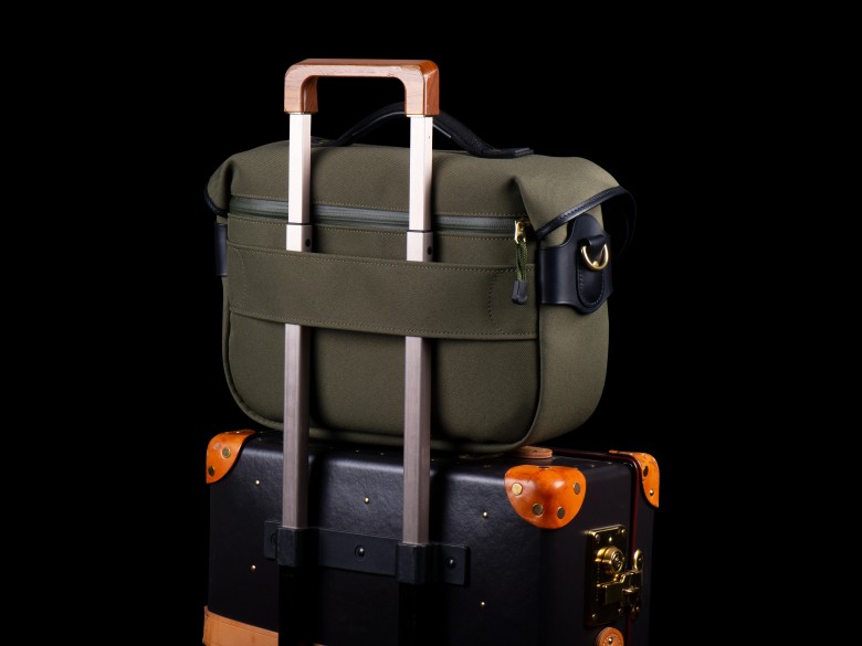 505148-01 Hadley Pro 2020 Luggage trolley strap Sage FibreNyte Black Leather.jpg