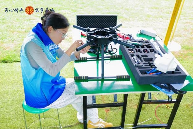 昆明市2026年职工职业技能竞赛无人机装调检修工赛项在飞虎实训基地开赛!_快讯_第6张_纵横网 昆明市2026年职工职业技能竞赛无人机装调检修工赛项在飞虎实训基地开赛!_https://www.izongheng.net_快讯_第6张